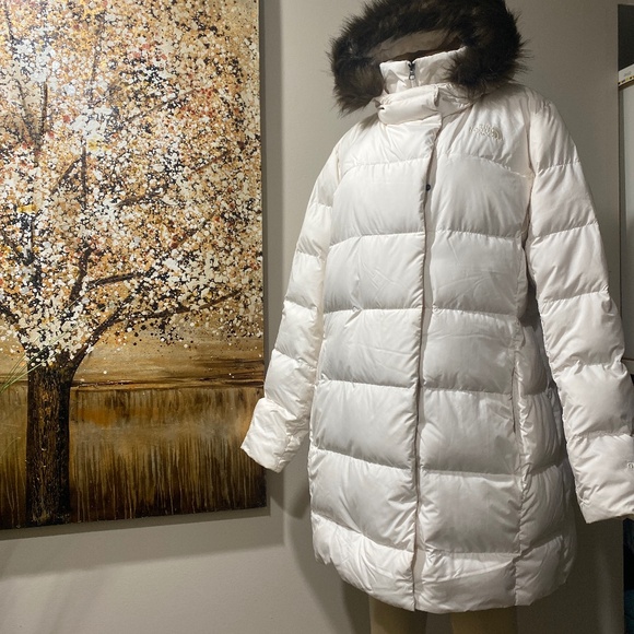 North Face Jacket - Picture 1 of 8